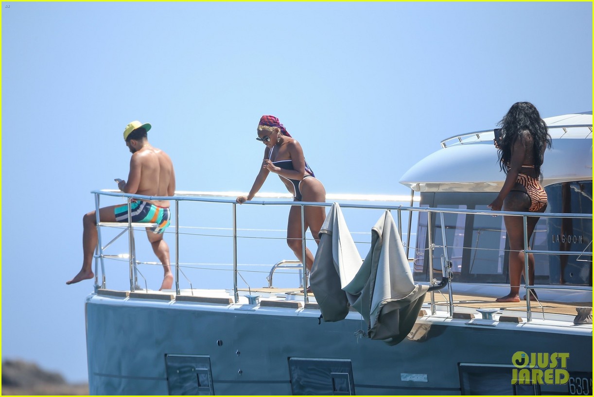 janelle monae nate wonder on a yacht 13