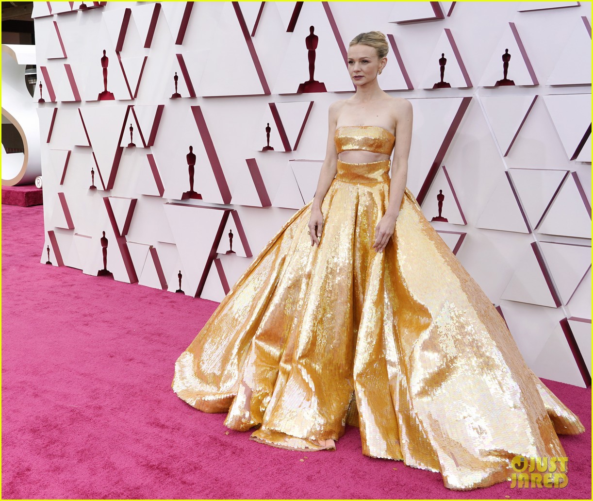 gold trend looks red carpet oscars 62