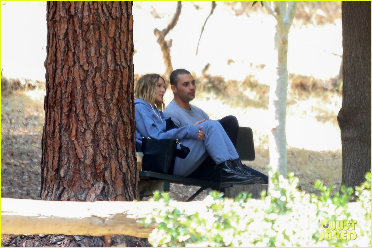 kristen bell lunch with benjamin levy aguilar 21