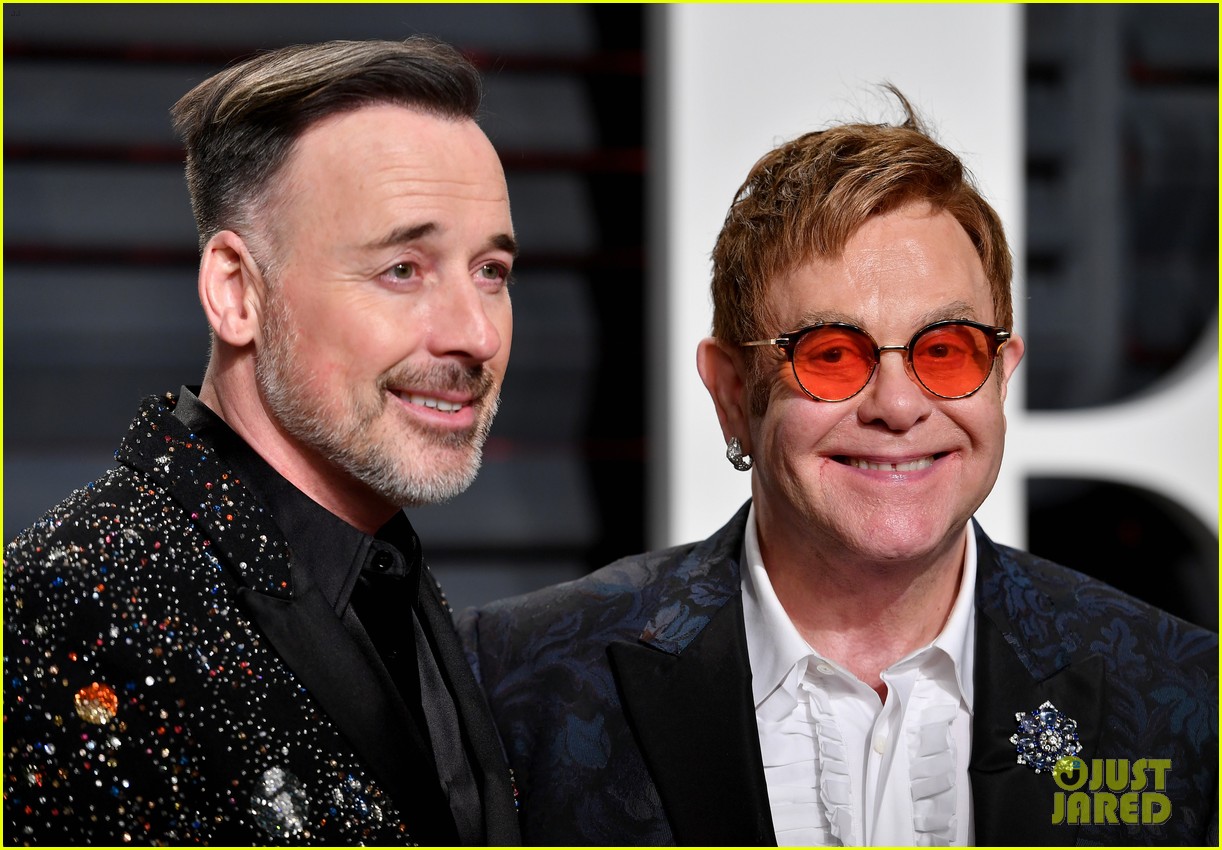 How Much Is Elton John Worth? Net Worth Revealed! Photo 4554843