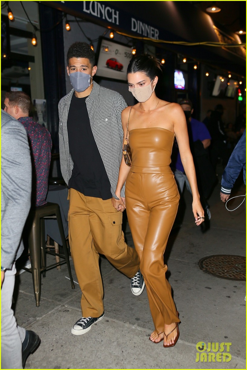 kendall jenner devin booker may 2021 014551019