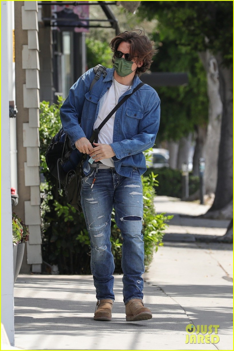 john mayer face mask while out in weho 034558810