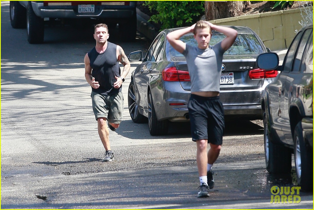 ryan phillippe spotted working out with son deacon 064558207