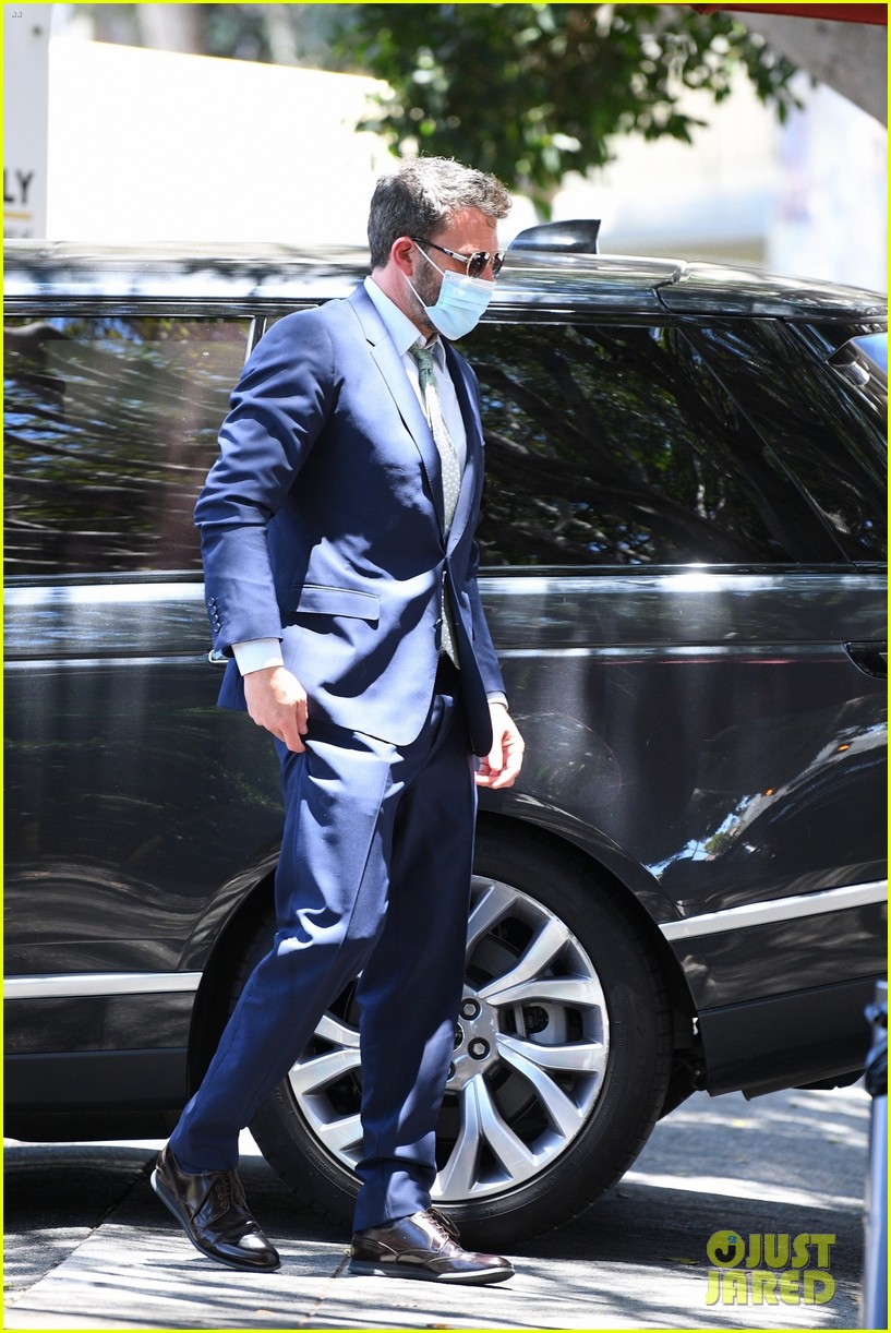 ben affleck lunch with his mom 014570311