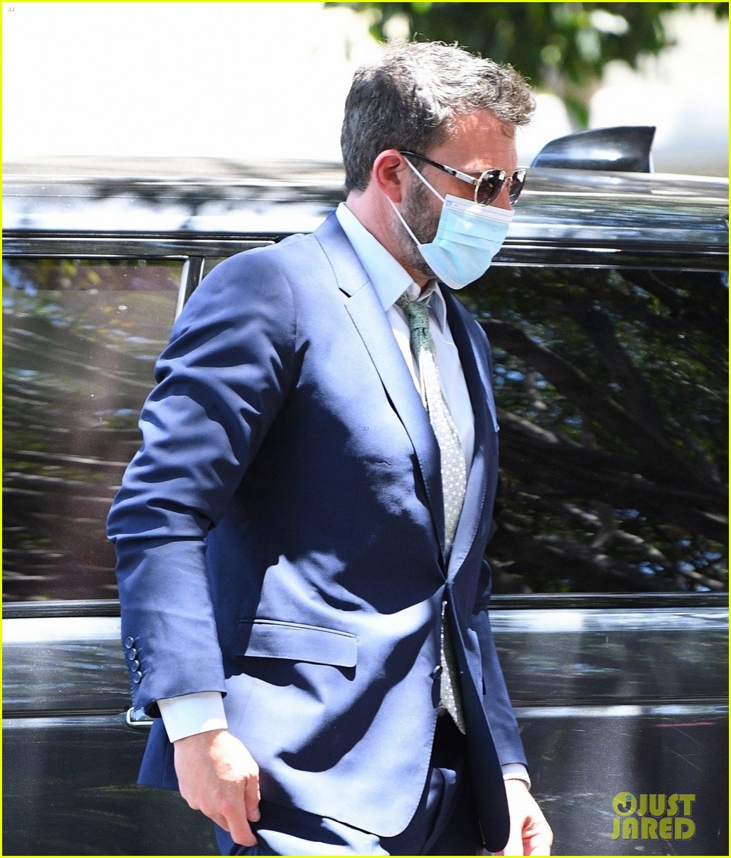 ben affleck lunch with his mom 044570314