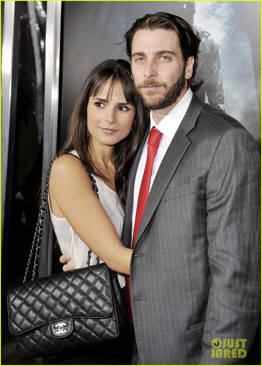 Jordana Brewster Finalizes Divorce from Andrew Form - Settlement