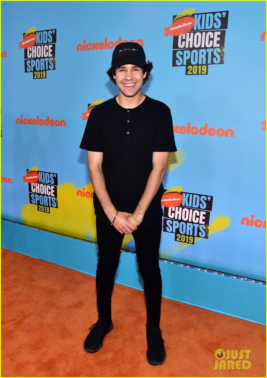 David Dobrik Returns to YouTube After Hiatus Due to Scandal: Photo ...