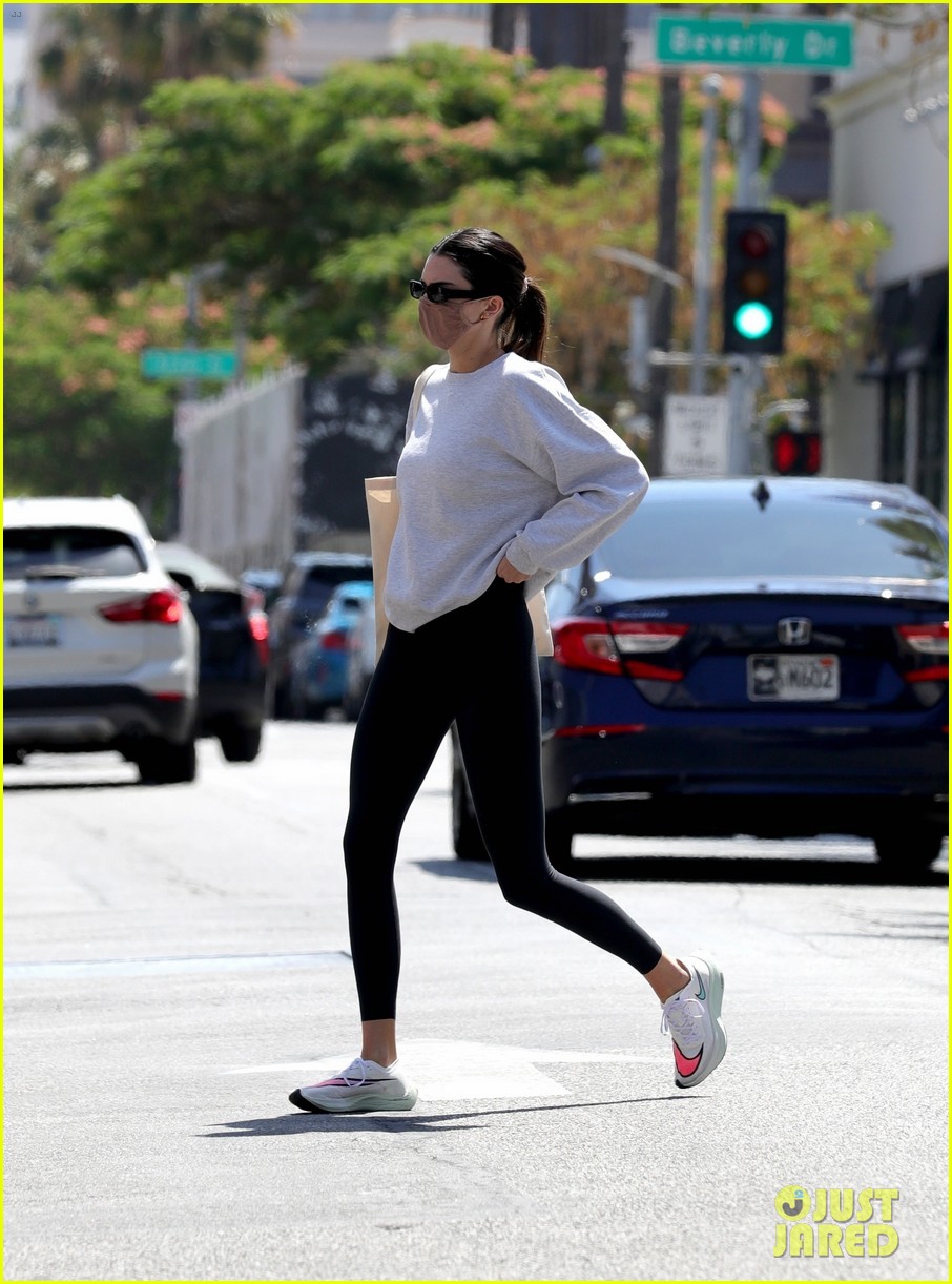 kendall jenner hits the gym memorial day 264562883