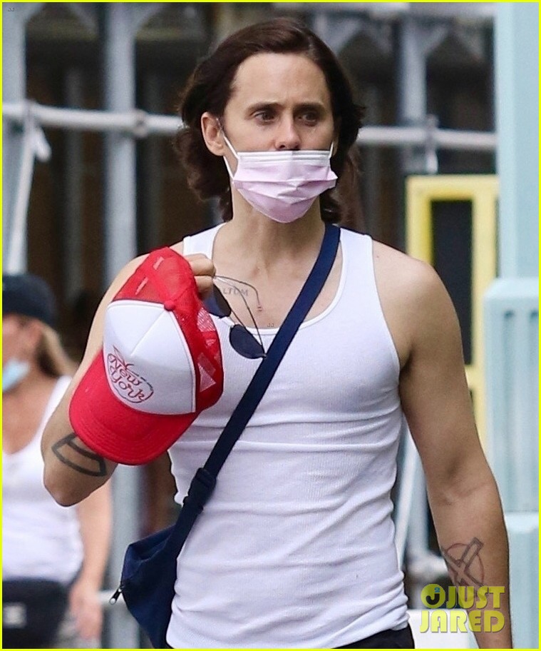 jared leto sports tight tank for walk in nyc 024573401