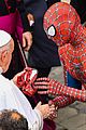 pope francis meets spider man vatican 02