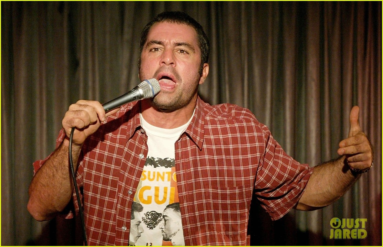 Joe Rogan&rsquo;s Height is a Trending Topic After Sky-Written Message About