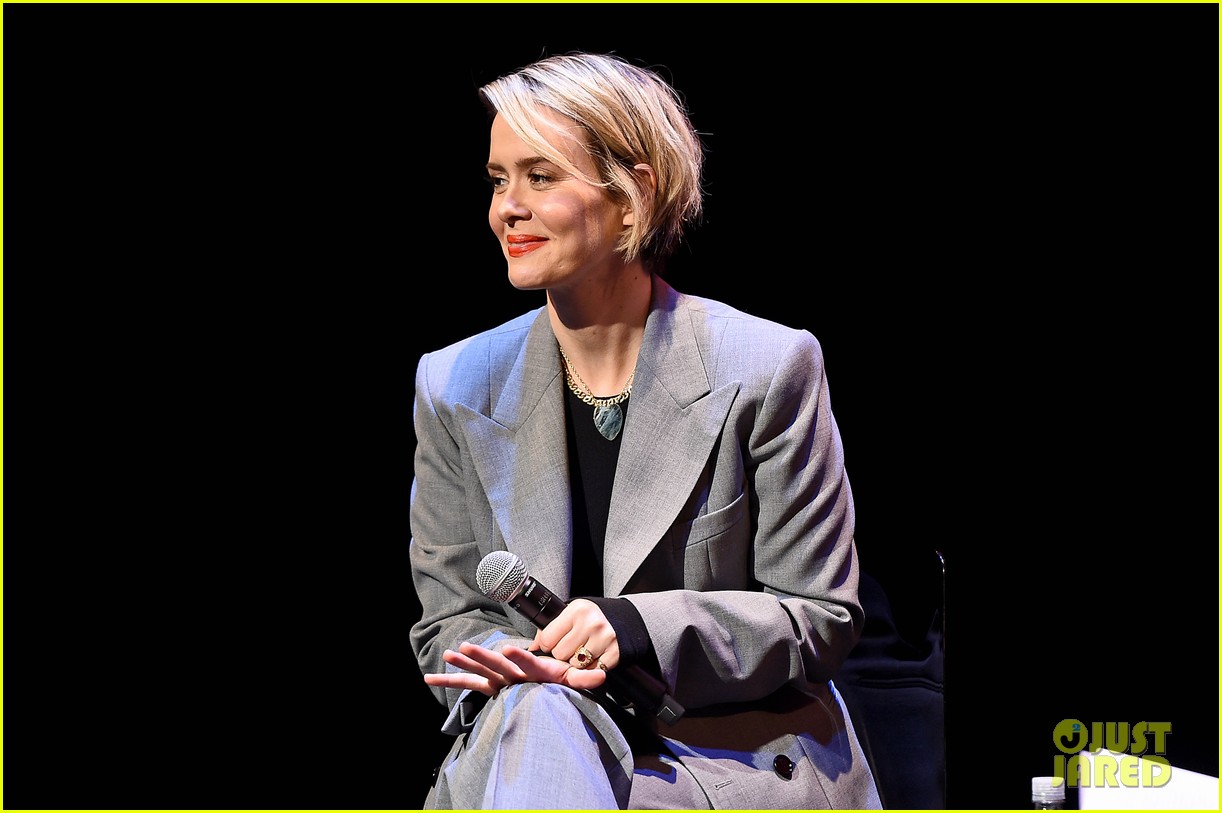 sarah paulson discusses awkward moment with matthew perry 024574767