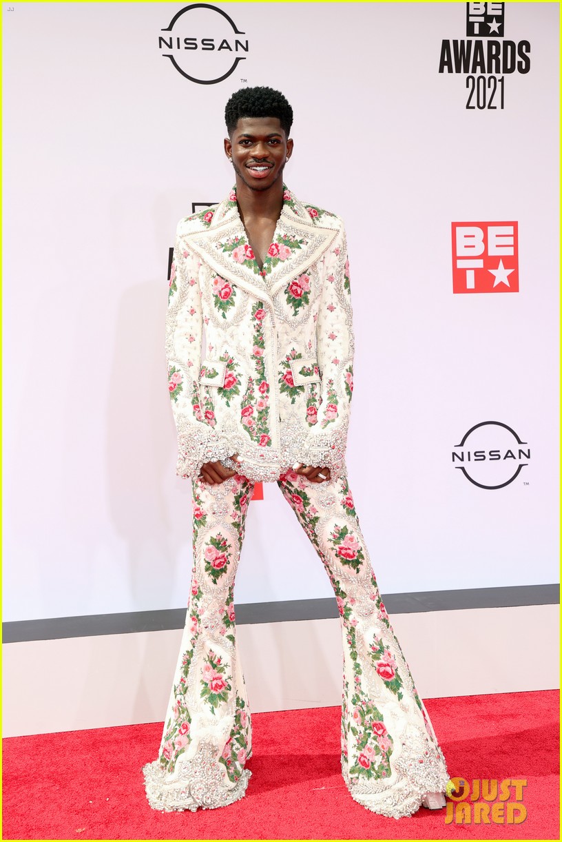 lil nas x wears floral print suit bet awards 2021 034577644