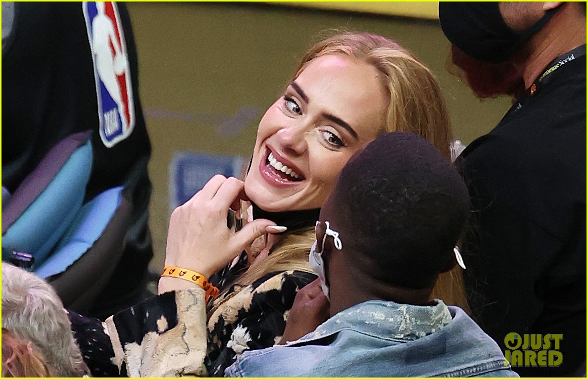 adele reportedly dating rich paul 144594396
