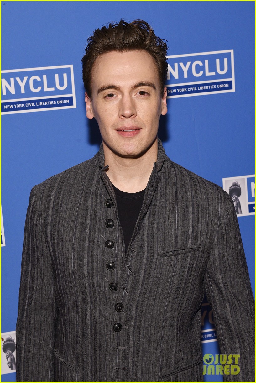 Erich Bergen Defends Himself After 'Bogus Claims' Against Him Have Led