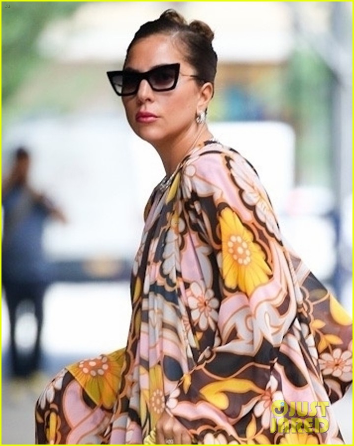 lady gaga slays nyc in two super chic looks 044596724
