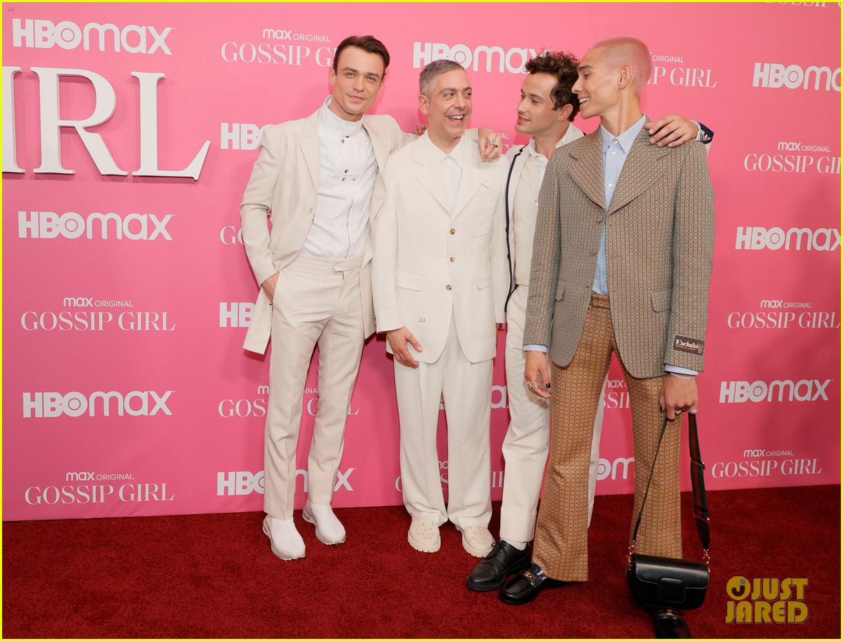 gossip girl cast at ny premiere 024585178