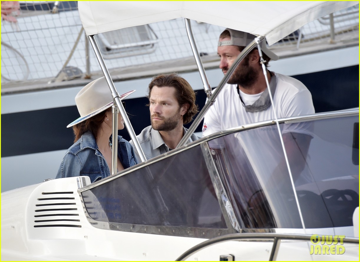 jared padalecki spotted in italy during birthday trip with wife genevieve 15