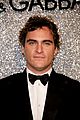 joaquin phoenix nearly unrecognizable on disappointment blvd set 06