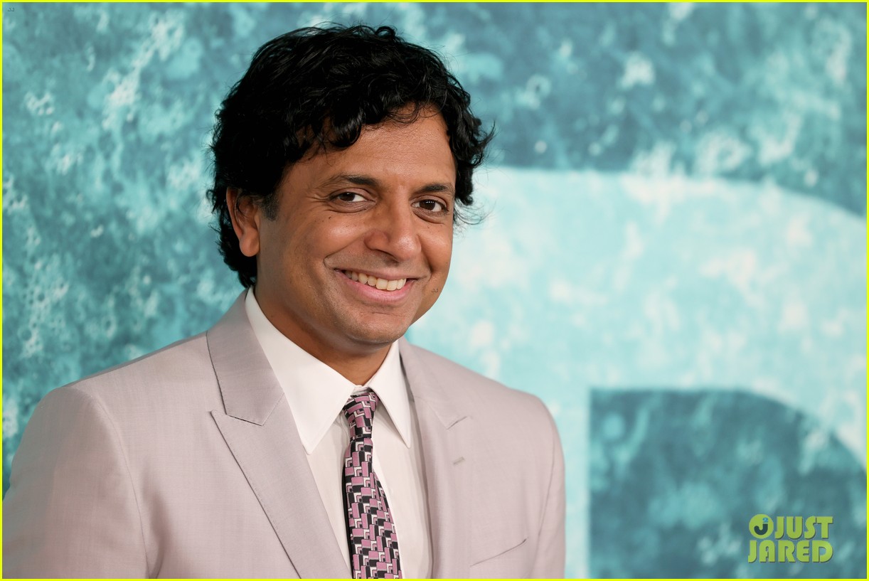 mnight shyamalan daughters wife old premiere 094591605