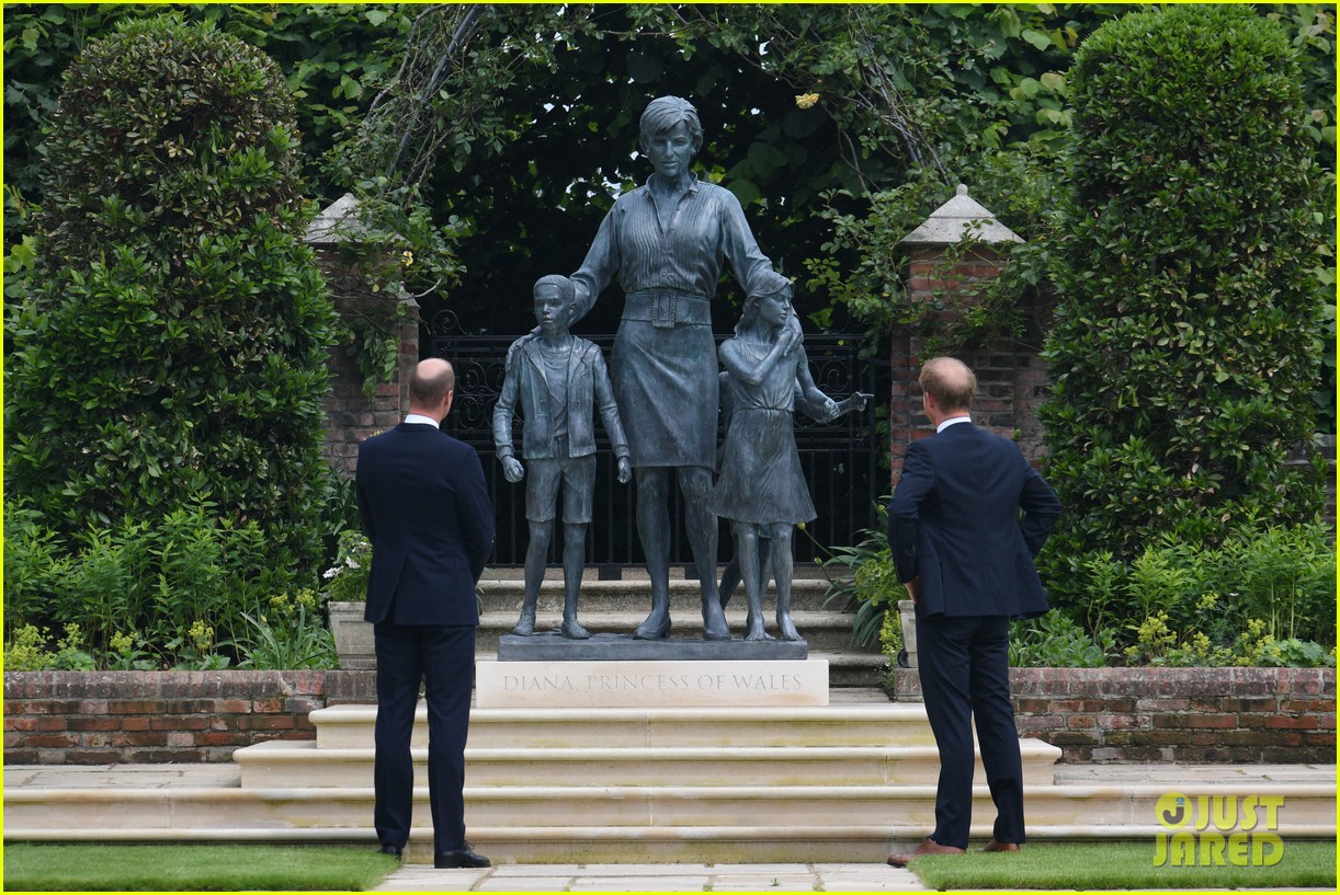 prince william prince harry reunite statue unveiling 02