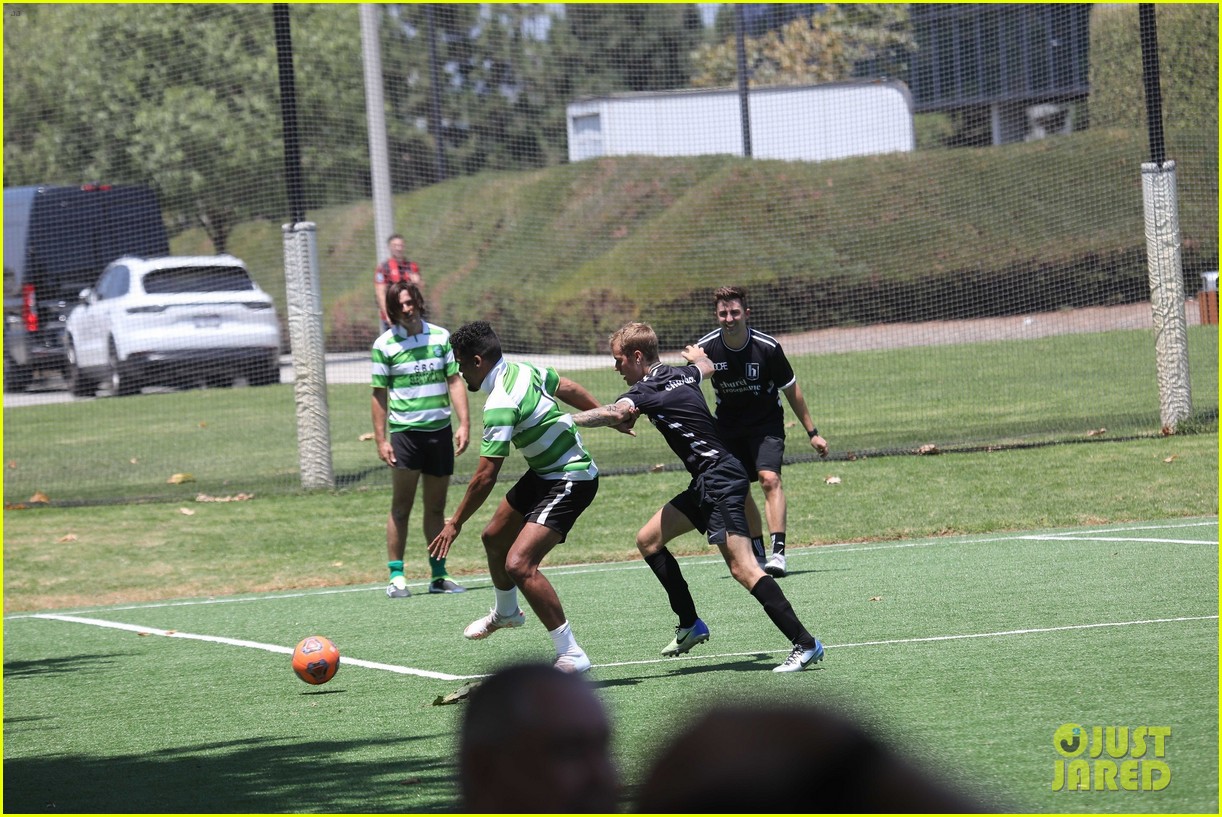 justin bieber plays soccer with friends 434601232
