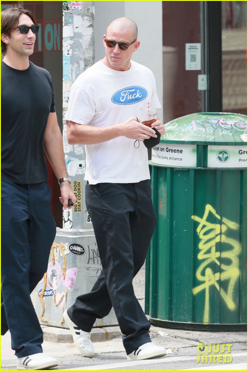 channing tatum grabs iced coffee during day out nyc 054611625
