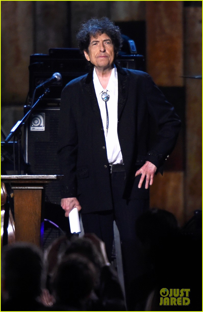 bob dylan sued for alleged sexual abuse 044605540