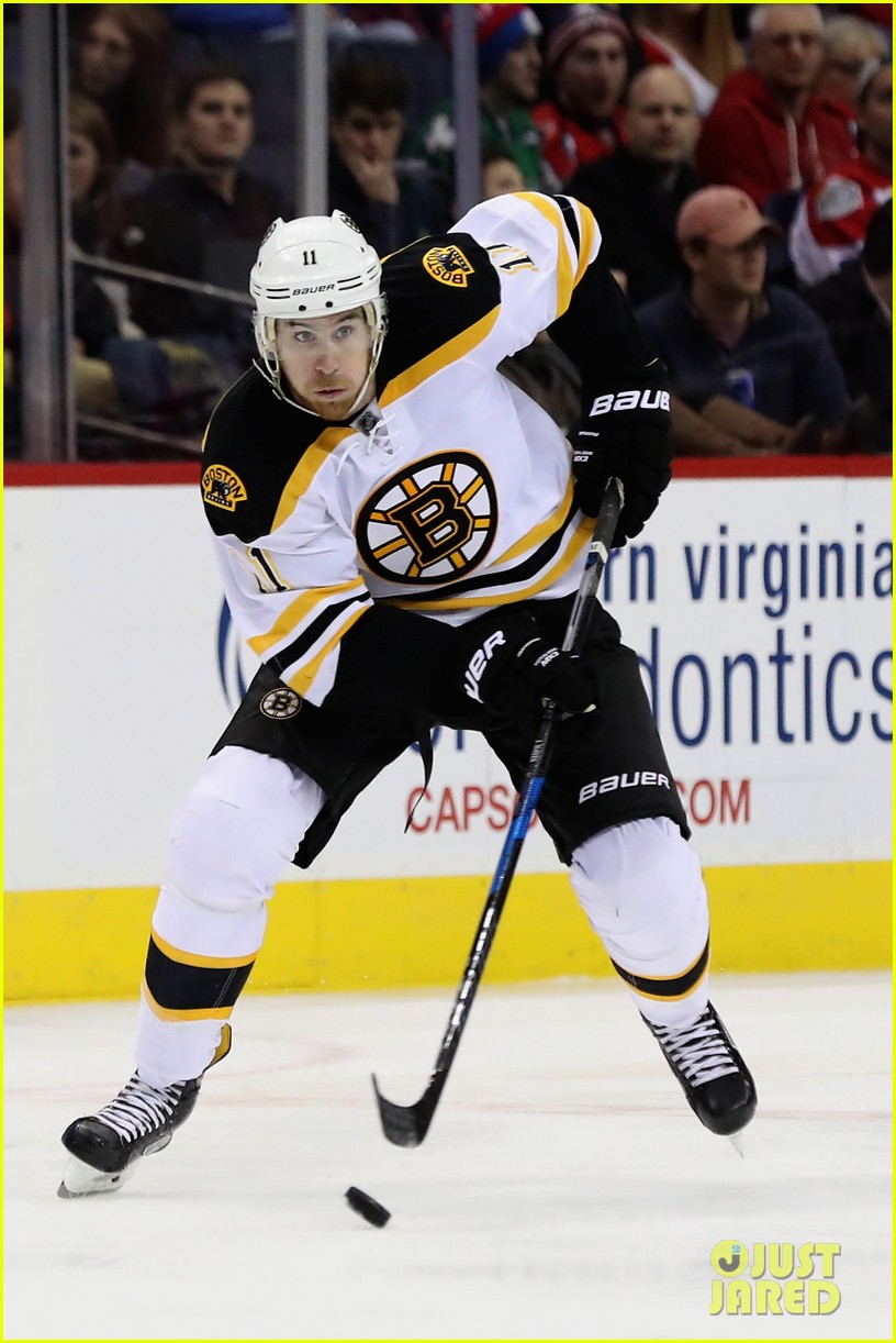 Jimmy Hayes Dead NHL Player Dies Suddenly at 31 Photo 4608577 RIP