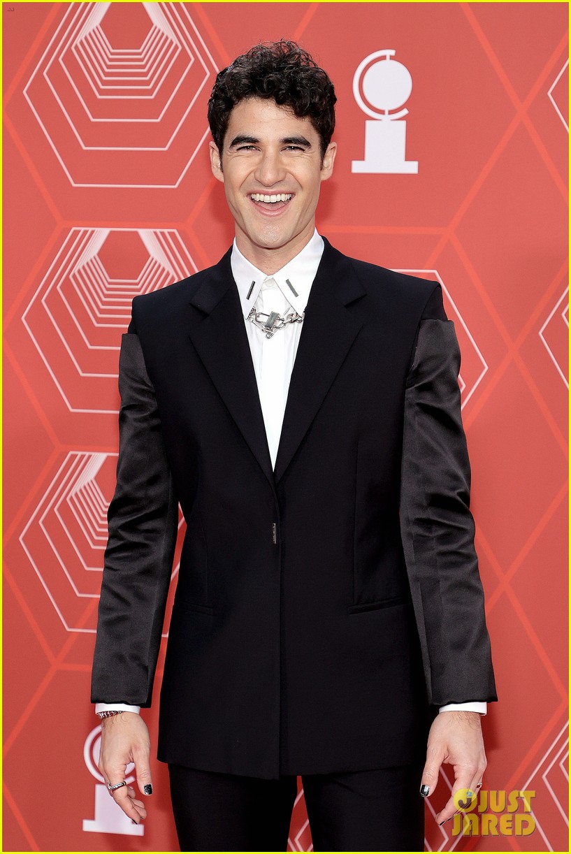 darren criss suits up for tony awards 2020 034632553
