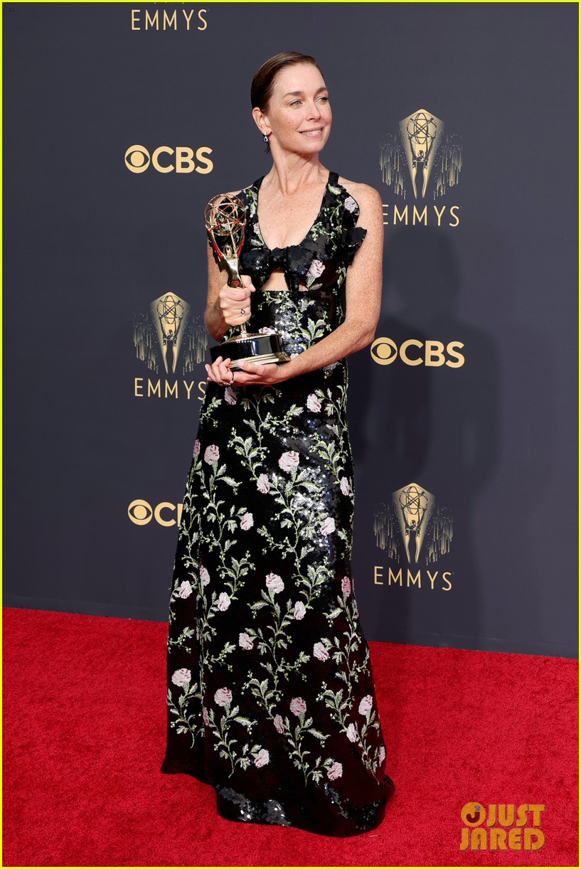 emmys so white trends at emmy awards 2021 184627843