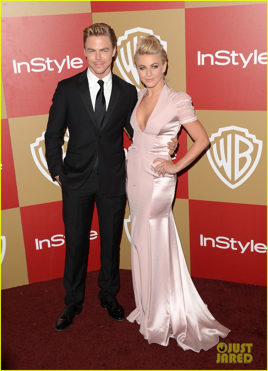 Derek Hough Says He's 'Proud' of How Sister Julianne Handled 'The