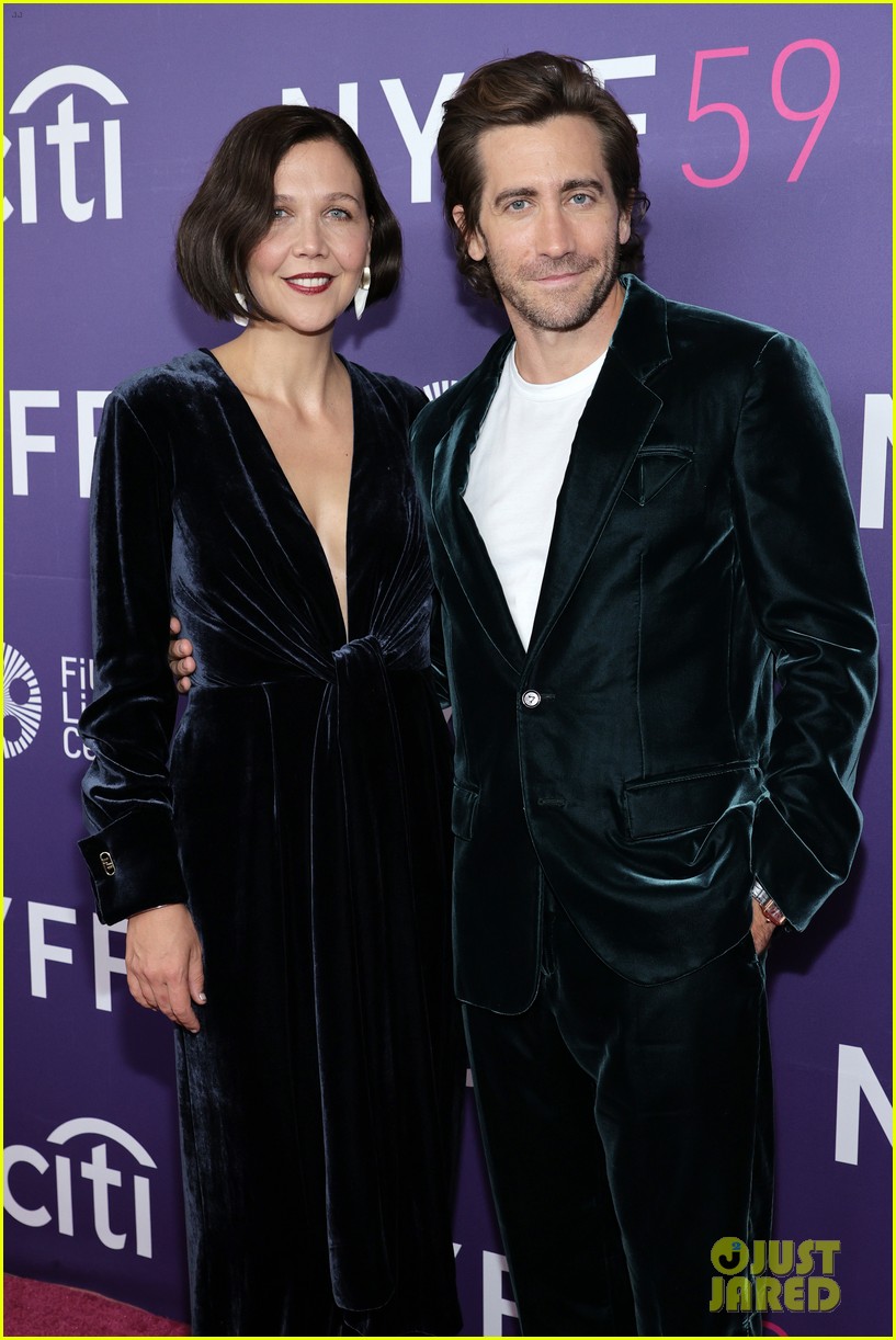Jake Gyllenhaal & Girlfriend Jeanne Cadieu Make First Red Carpet