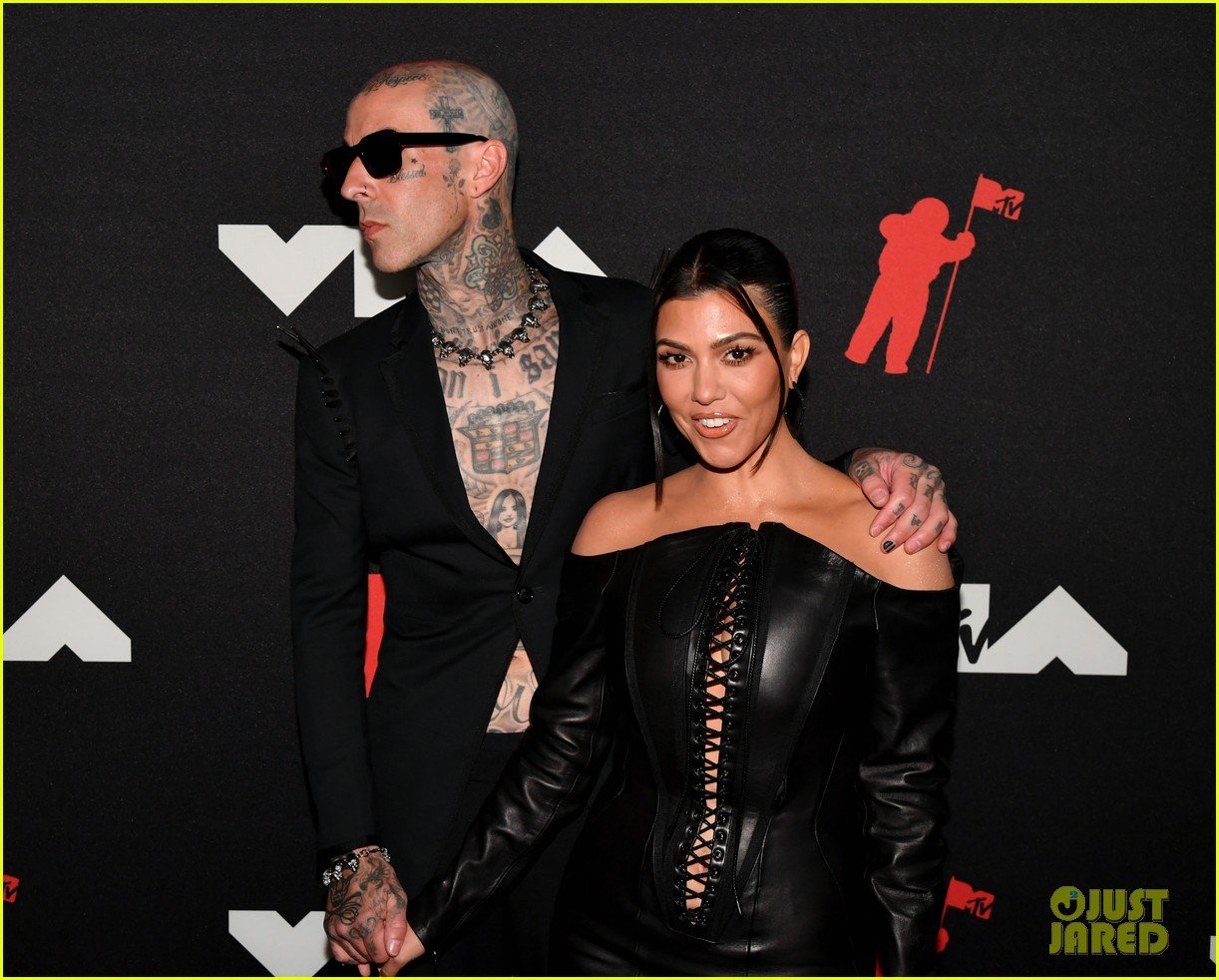 Kourtney Kardashian & Travis Barker Make Red Carpet Debut at MTV VMAs