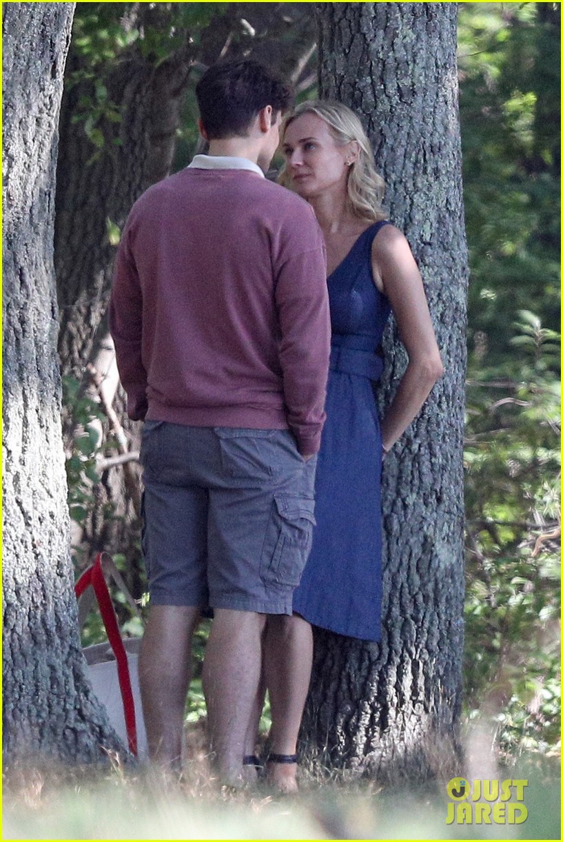 diane kruger spotted kissing ray nicholson on set 114625742