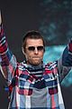 liam gallagher helicopter 05