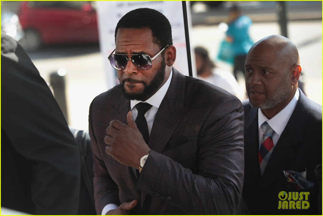 r kelly found guilty sex trafficking 044633884