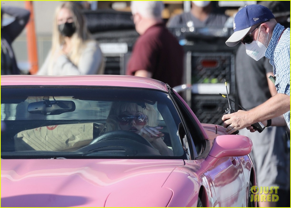 emmy rossum transform into angelyne filming upcoming mini series 10