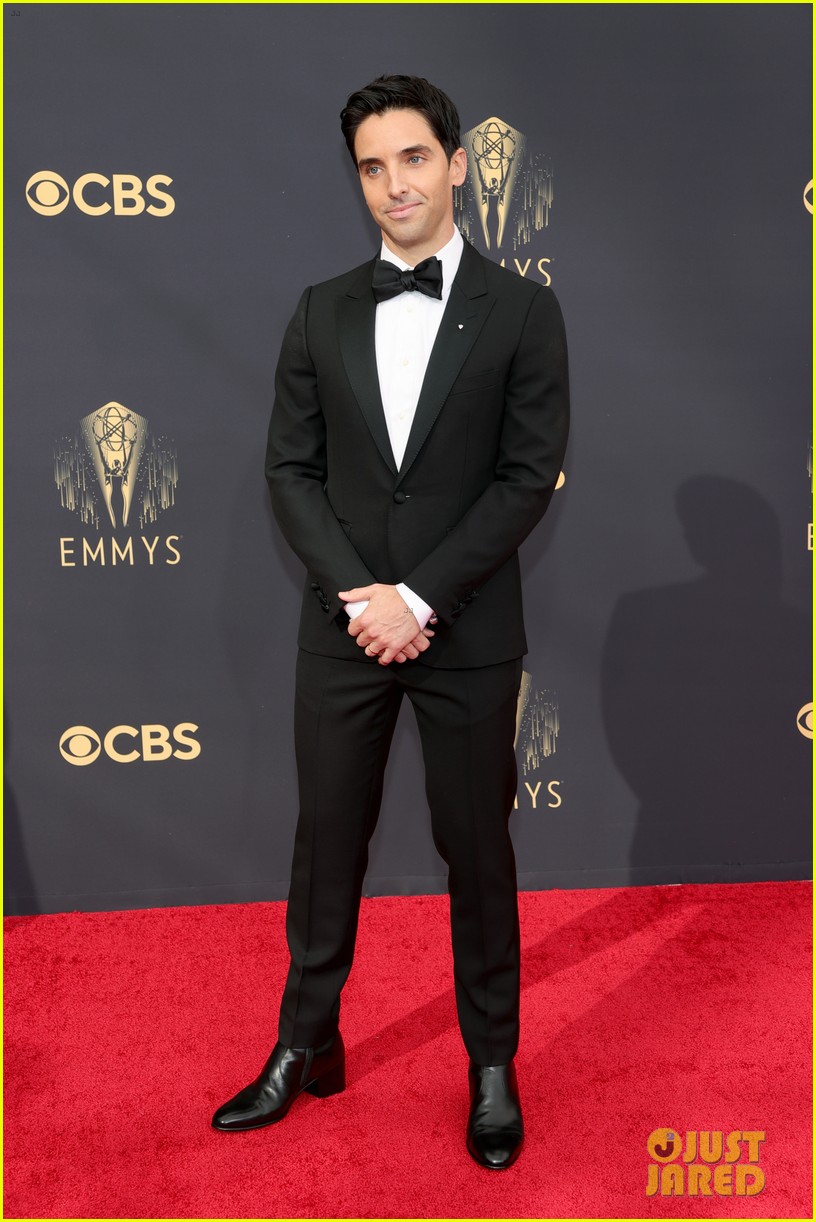 Jean Smart & 'Hacks' CoStar Hannah Einbinder Arrive in Style for Emmy