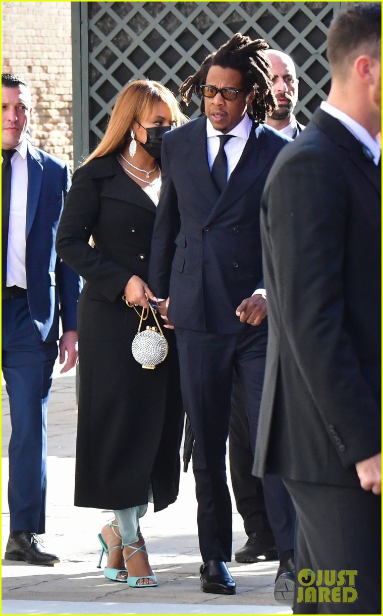 beyonce jay z spotted at wedding in venice 044645418