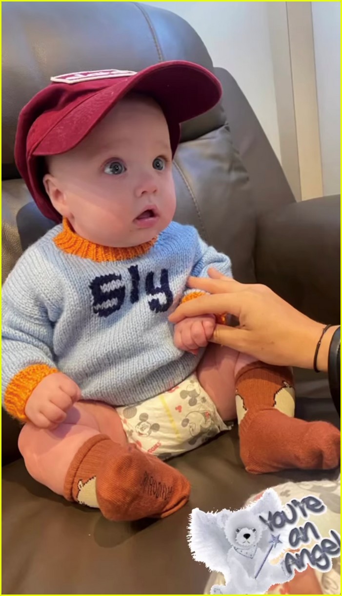 Emily Ratajkowski Shares First Photos of Her Son Sly's Face Photo