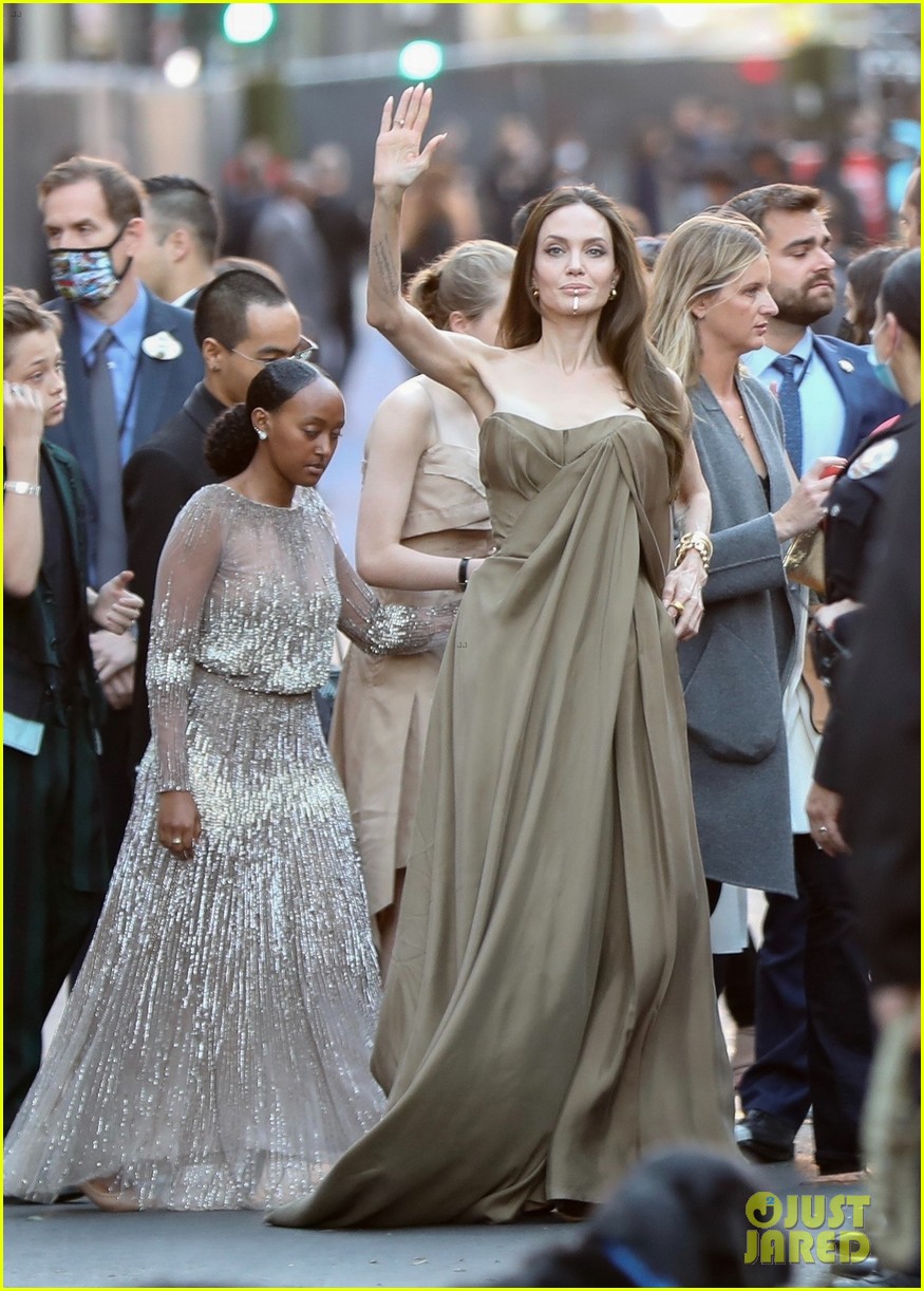 angelina jolie and kids at eternals premiere 054646903