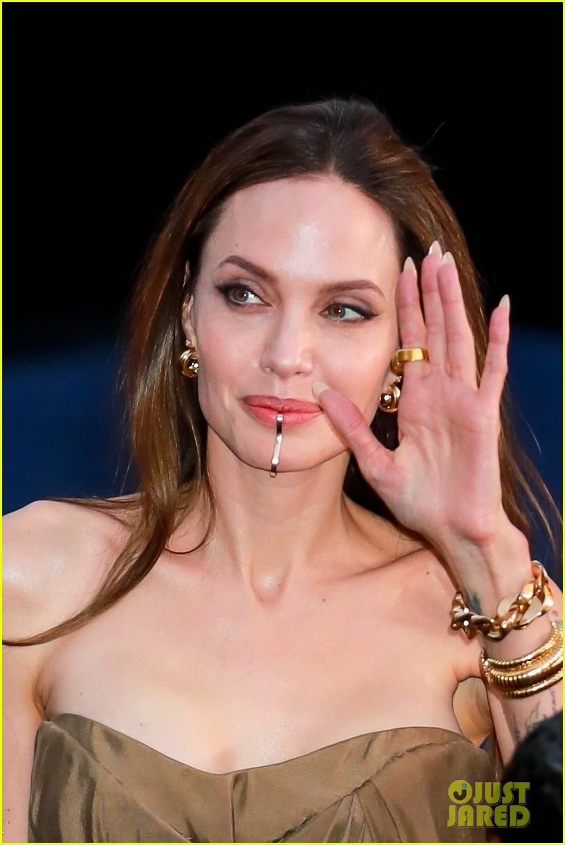 angelina jolie and kids at eternals premiere 26