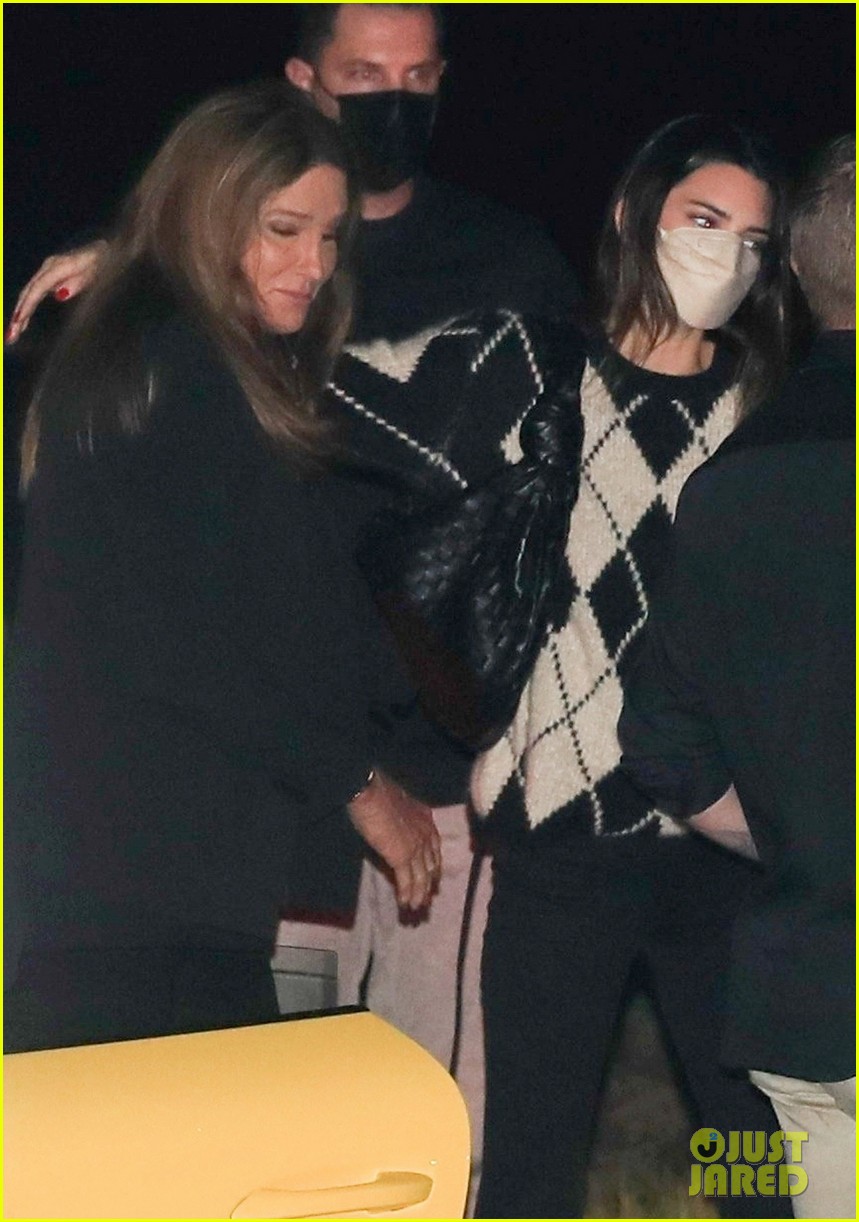 kendall jenner caitlyn step out dinner at nobu 01