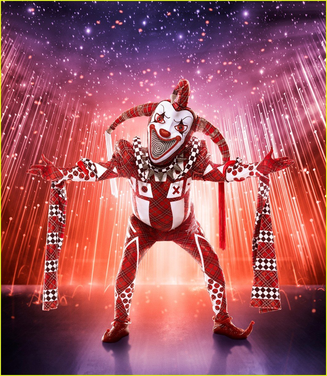 jester performs on masked singer 01