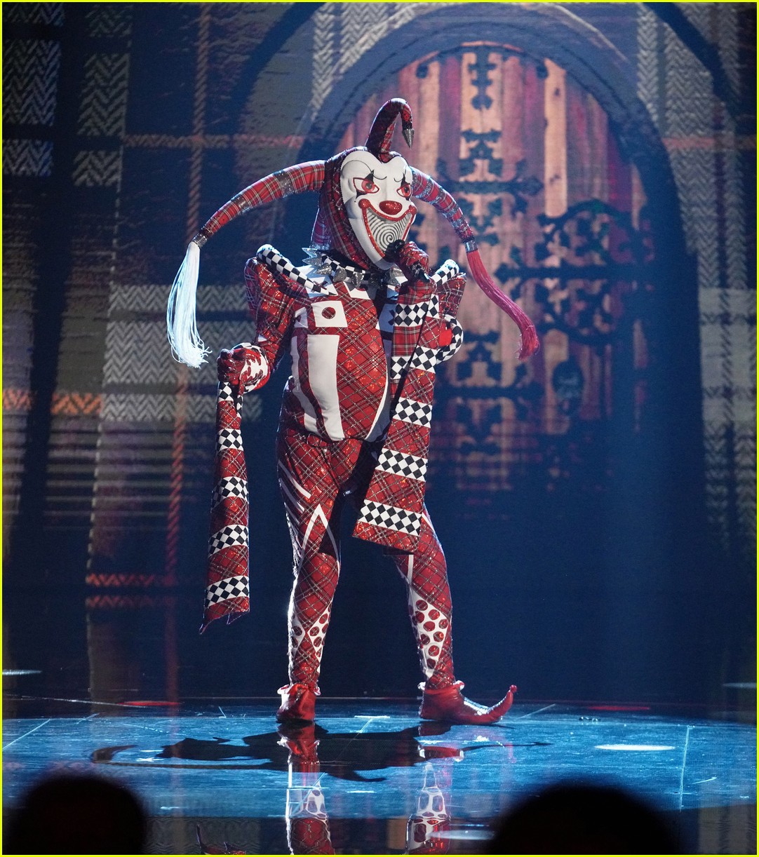 jester performs on masked singer 024648033
