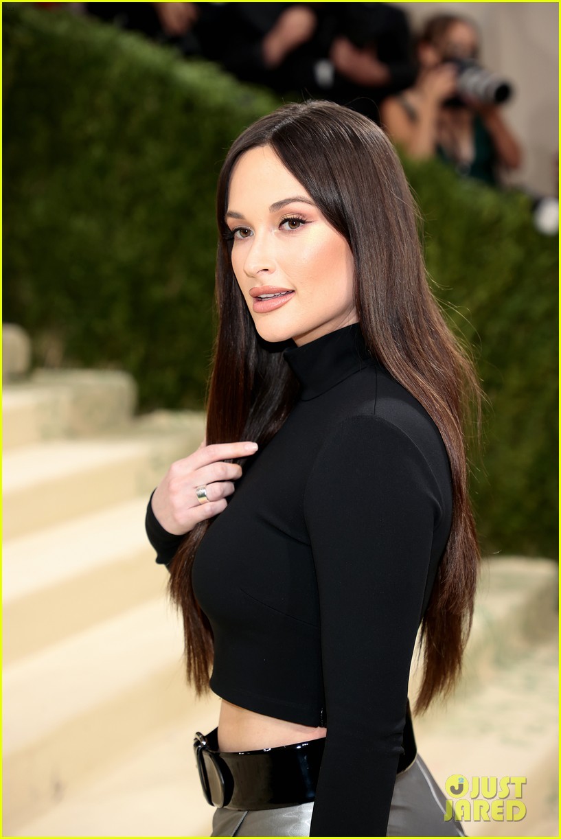 Kacey Musgraves Reacts to New Album 'StarCrossed' Being Removed from