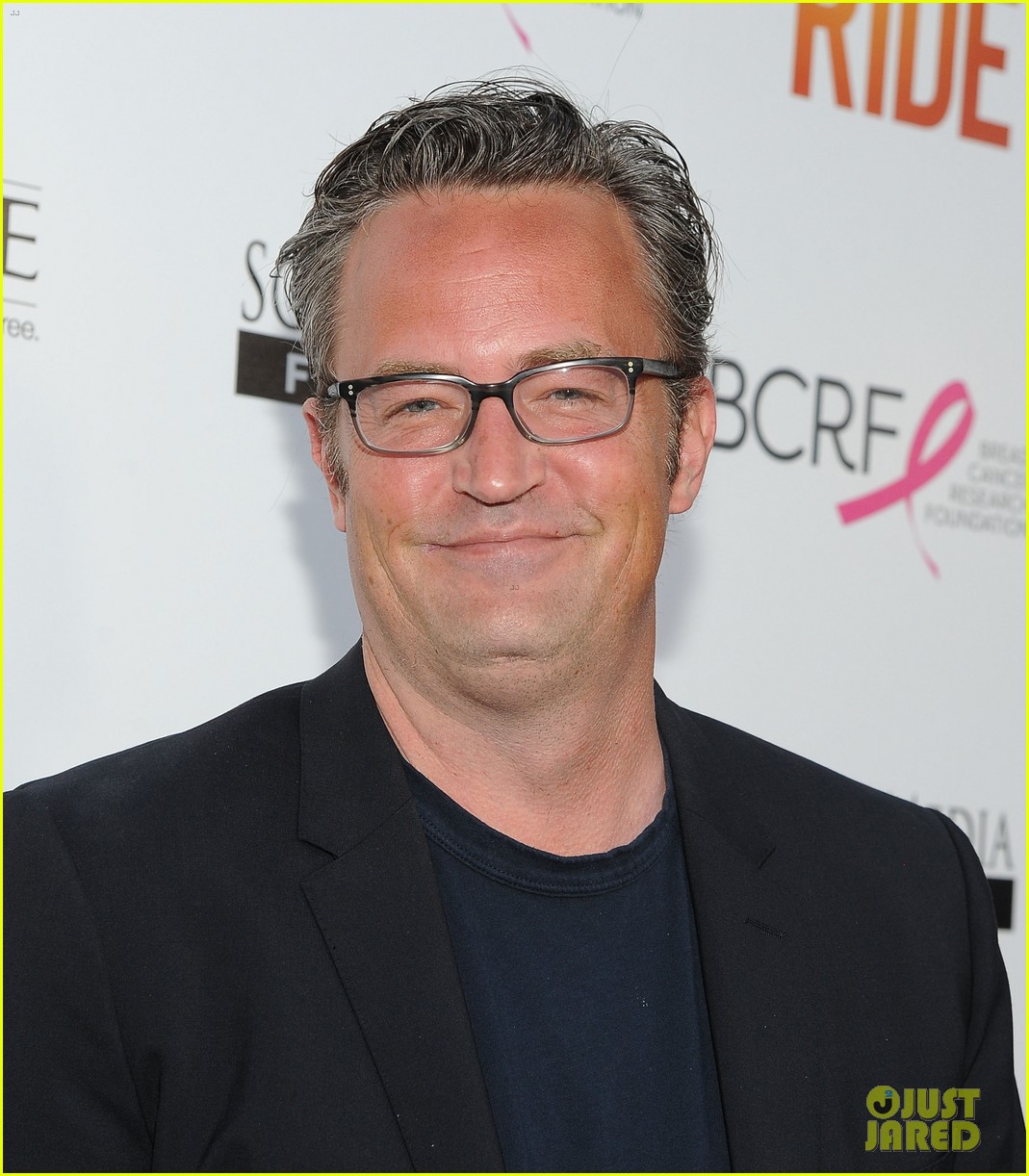 matthew perry releasing an autobiography next year 104652289