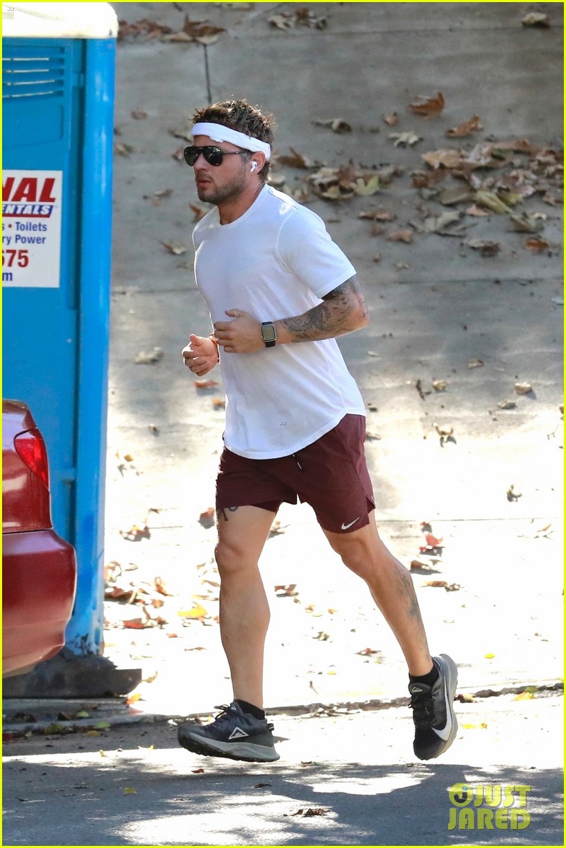 ryan phillippe ripped body at 47 shirtless photos 214639167