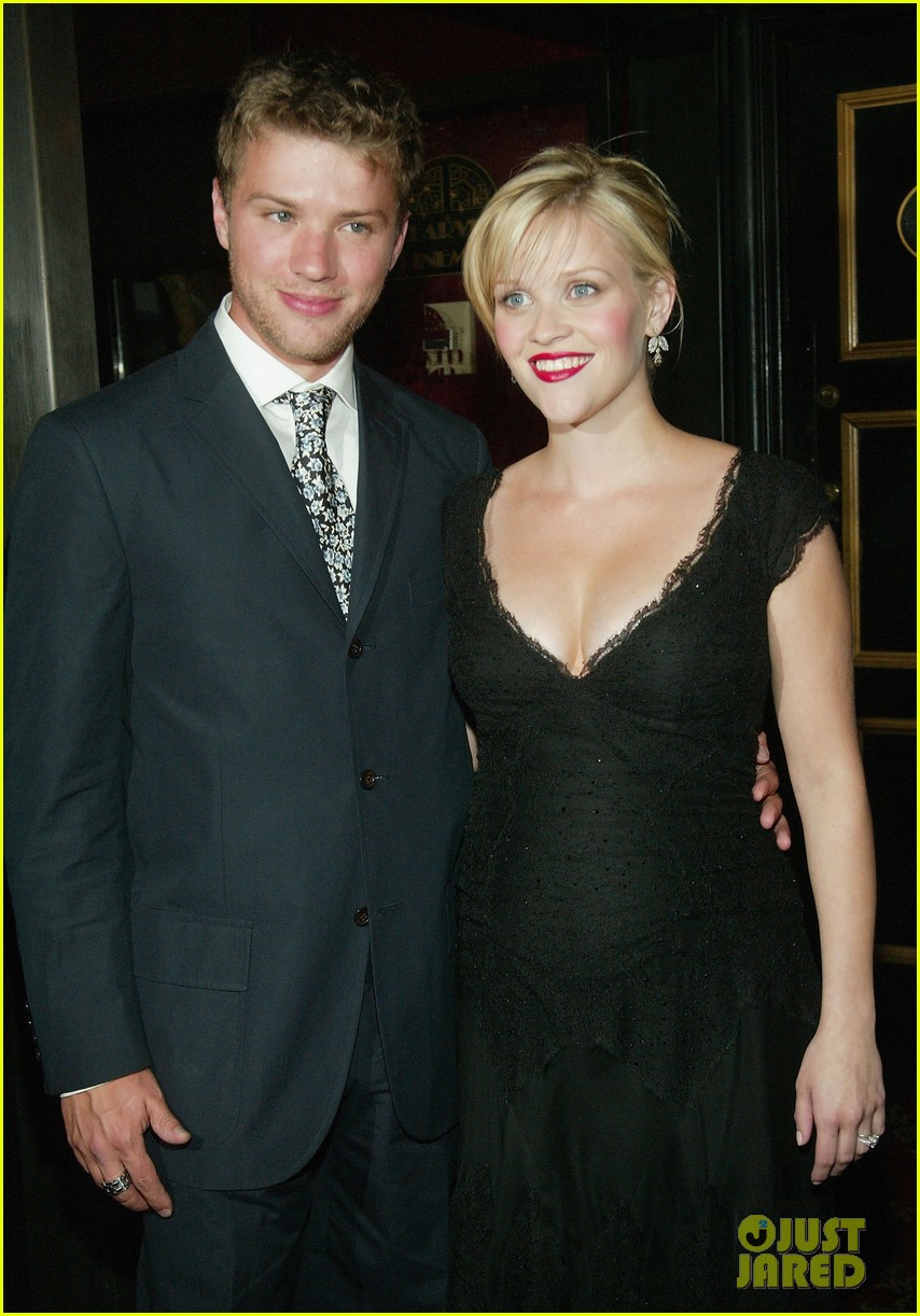 reese witherspoon ryan phillippe celebrate deacon birthday 034649623